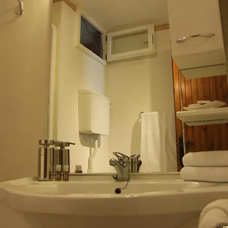 Monolocali In Casa Con Giardino Apartment *