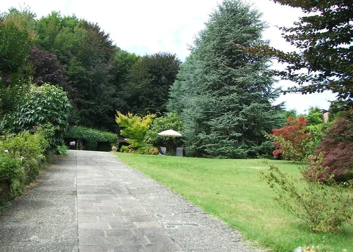 Monolocali In Casa Con Giardino 아파트 *