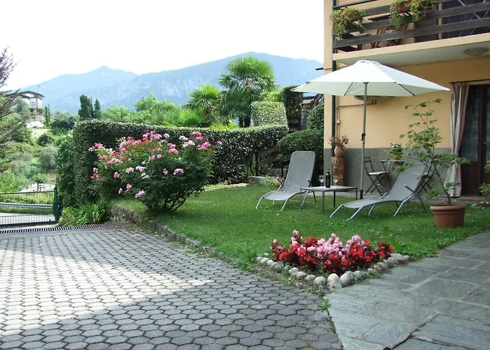 Monolocali In Casa Con Giardino * 벨라지오