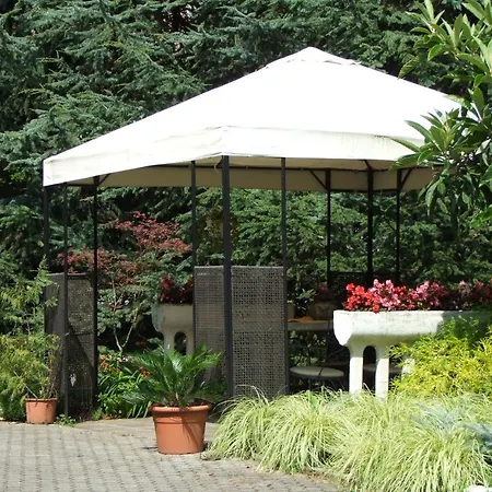 Monolocali In Casa Con Giardino * 贝拉焦