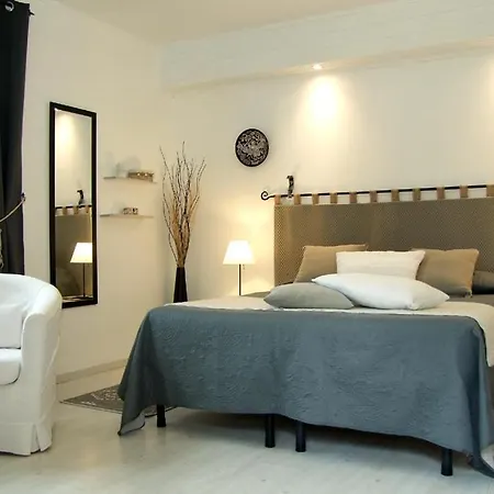 Apartment Monolocali In Casa Con Giardino *