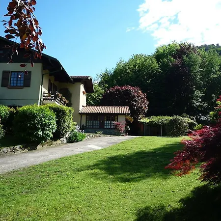 Monolocali In Casa Con Giardino *