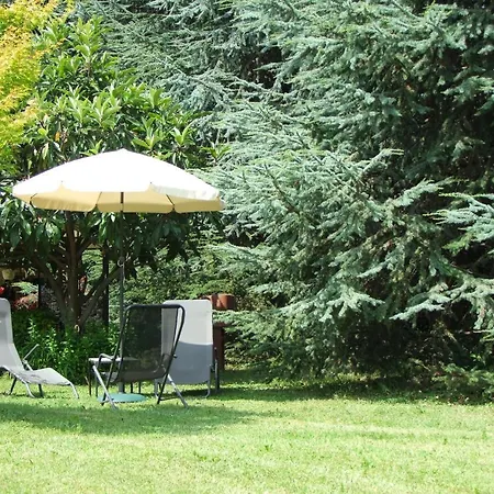 Апартаменты Monolocali In Casa Con Giardino Белладжо