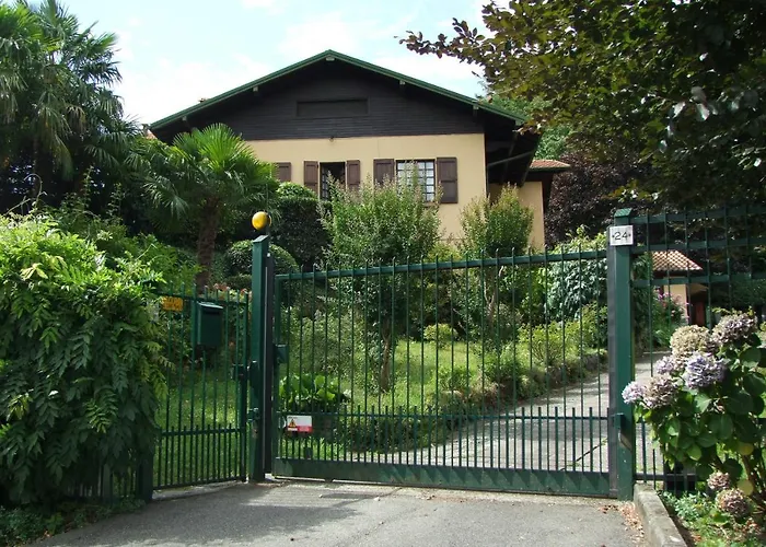 Monolocali In Casa Con Giardino * بيلاجيو