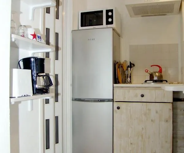 Appartement Monolocali In Casa Con Giardino *