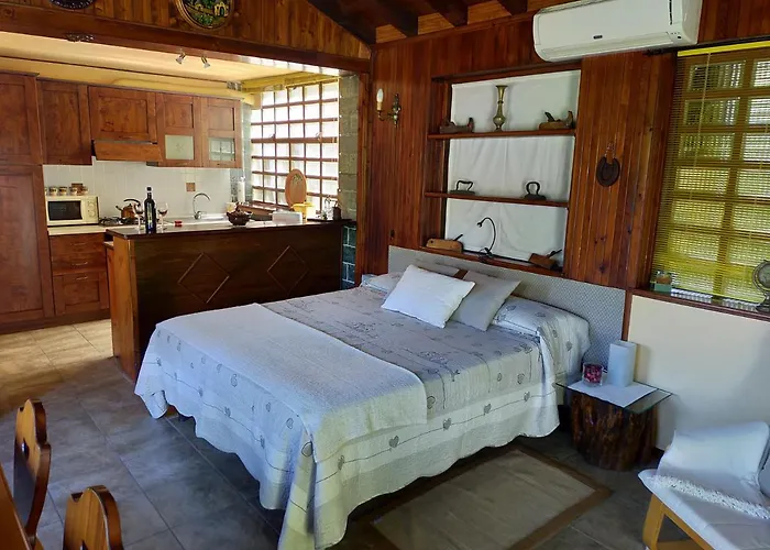 Appartement Monolocali In Casa Con Giardino